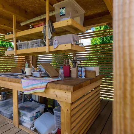 Horse Glamping Park Hotel Cirkovce Exterior photo